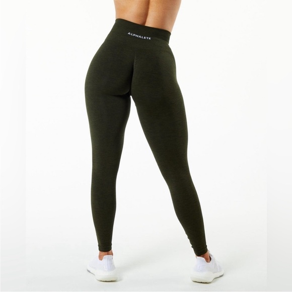 SOLD Alphalete Amplify Butt Scrunch Leggings Evergreen Small - Picture 2 of 8